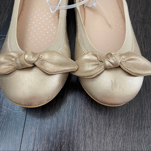 Harper Canyon Girls Flats with Bow in Gold colour - size 4M - Picture 4 of 10